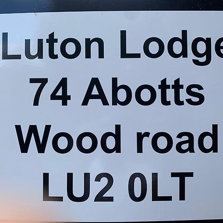 Luton Lodge - Newly Renovated Ideal For Short Stay, Close To Airport Train Station, Free Parking Off Street , Luxury Comfort In Low Price Ngoại thất bức ảnh